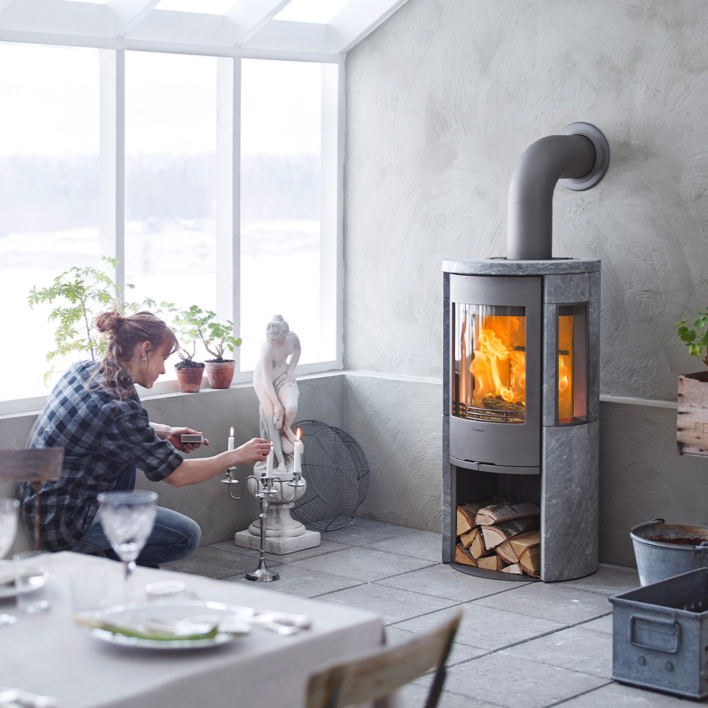 Contura 556 Fireplace