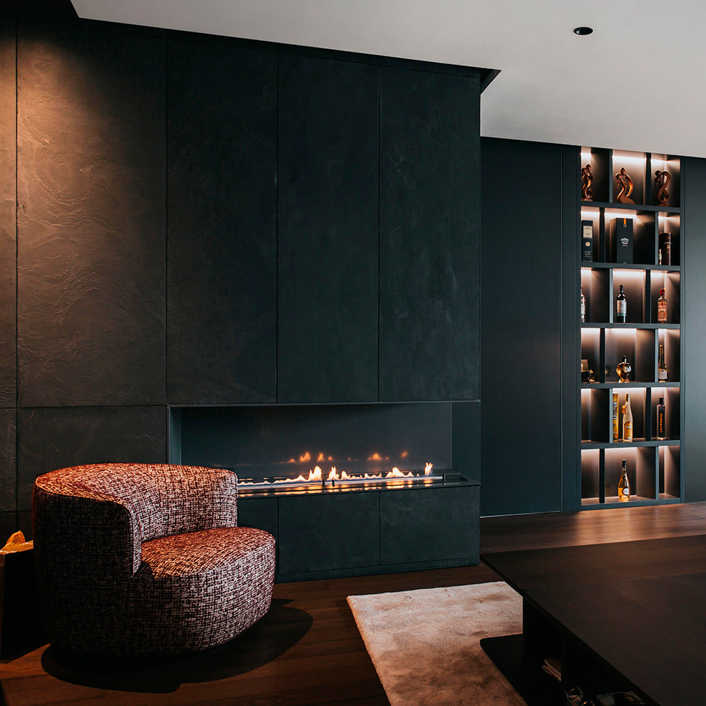 FLA4+ 790 with FORMA casing Fireplace