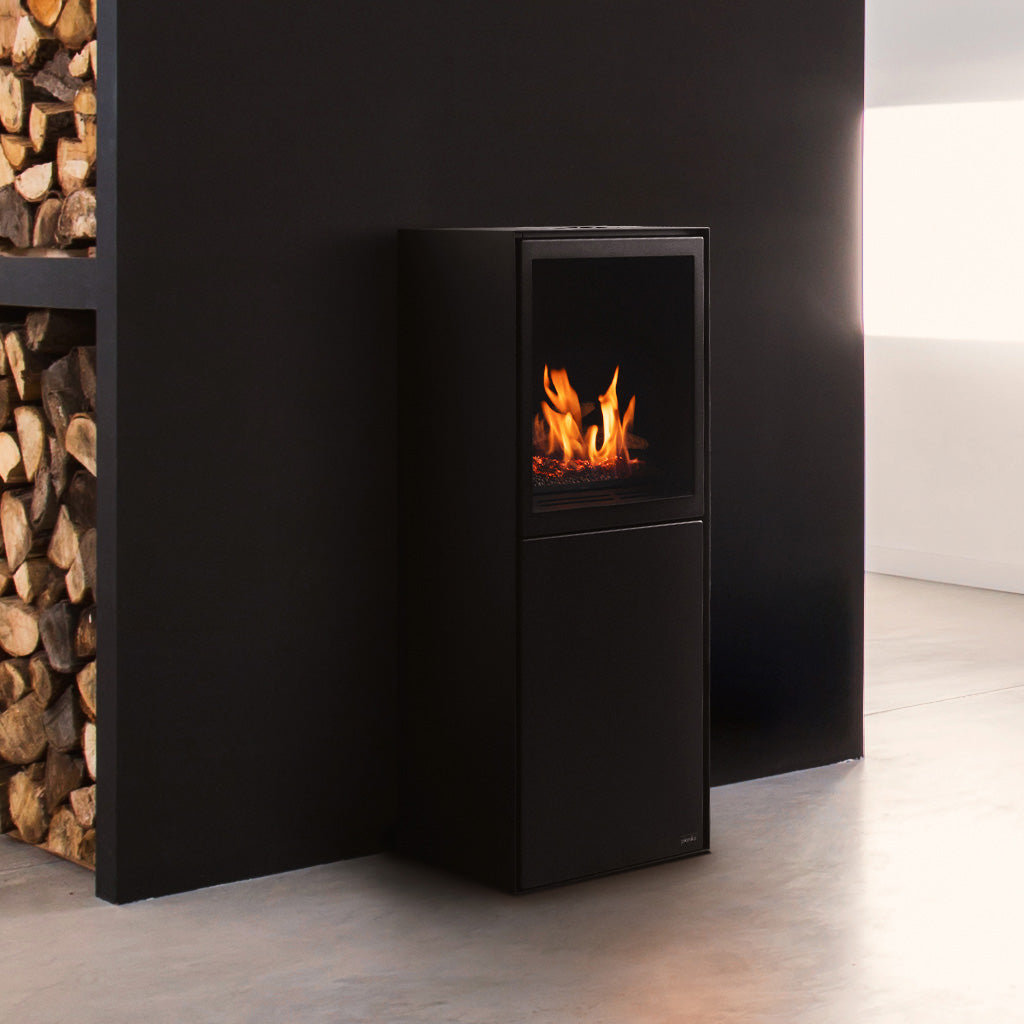 Freestanding fire